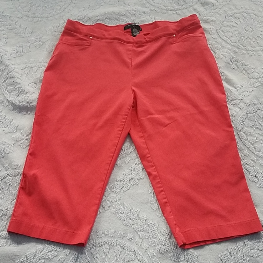 Capri Pants